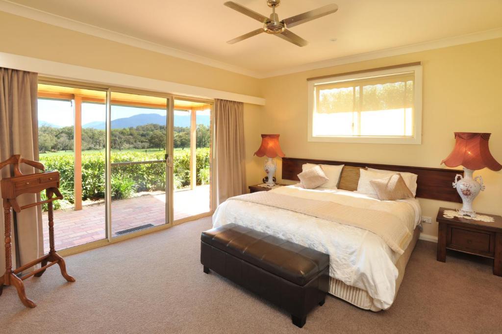 Langbrook Cottages Yarra Junction Room photo